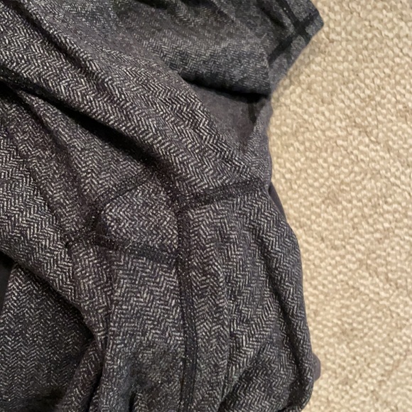 Lulu lemon leggings - Picture 4 of 4